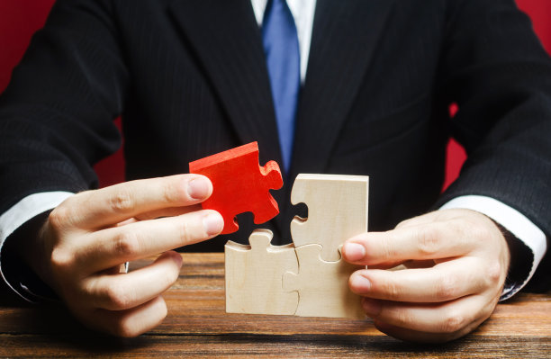 |职场上,提升影响力的三个方法,让你的领导或同事对你肃然起敬