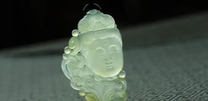 翡翠|翡翠种与色哪个更重要？说出答案，就知道是外行还是内行？