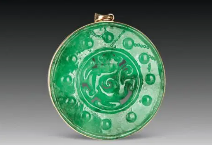 雕刻|对于翡翠作品来说,它的价值不止取决于品质,雕刻工艺也很重要