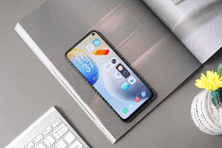 安兔兔|安兔兔2月份两千以下的性价比手机，爱酷neo5活力版第一