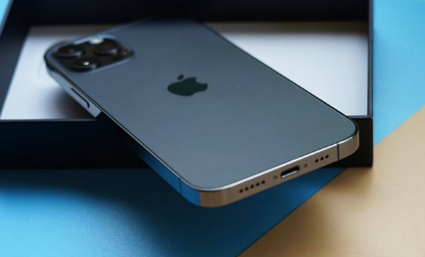 苹果|iphone12Pro价格下调1300,对比国产手机,值得入手吗?