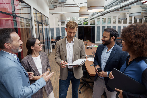 |职场上,有难事的时候,要懂得“有难便应