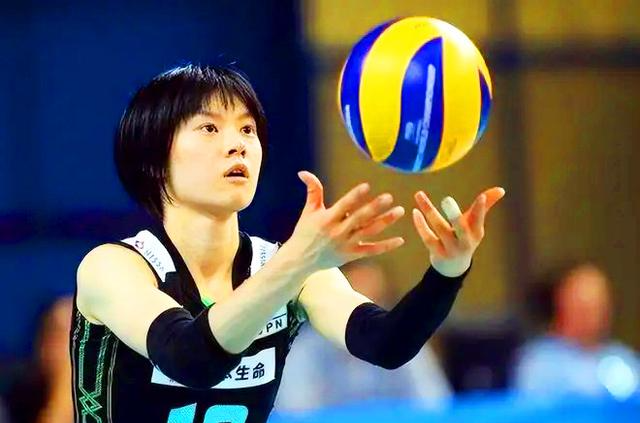 日本女排|日本女排的新打法为何？火力右倾，防线下移，打造亚欧美复合风格