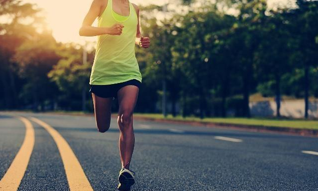 养生|日本心血管教授:高血压人群,坚持做到这3点,血压正常不再难!