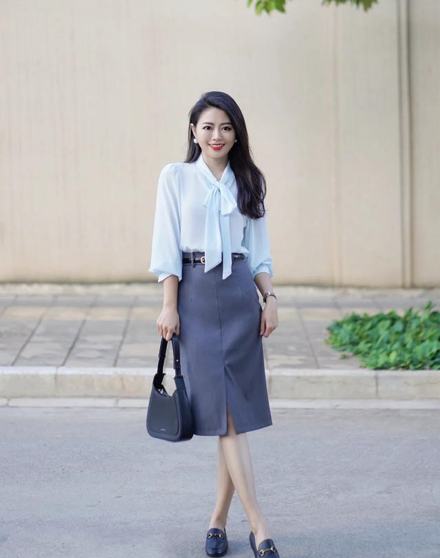 高校|韩剧总裁风已经过时了，想要凸显女人魅力，不妨学习秘书穿搭