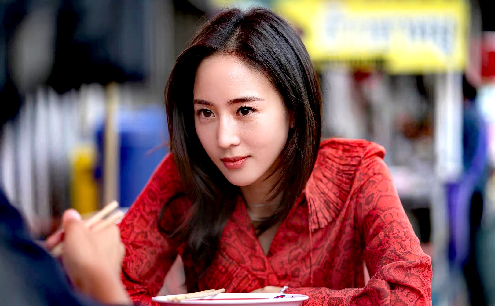 点读机|张钧甯41岁,依然风韵犹存,气质不输赵露思