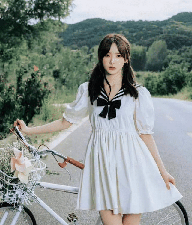 aespa|希林娜依·高涉抄袭引网友争议，其实不过是饭圈的争斗罢了