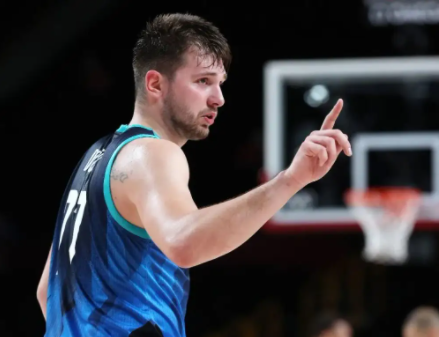 灰熊队|本赛季NBA夺概率更新，西强东弱过于明显，垫底的竟然是他们