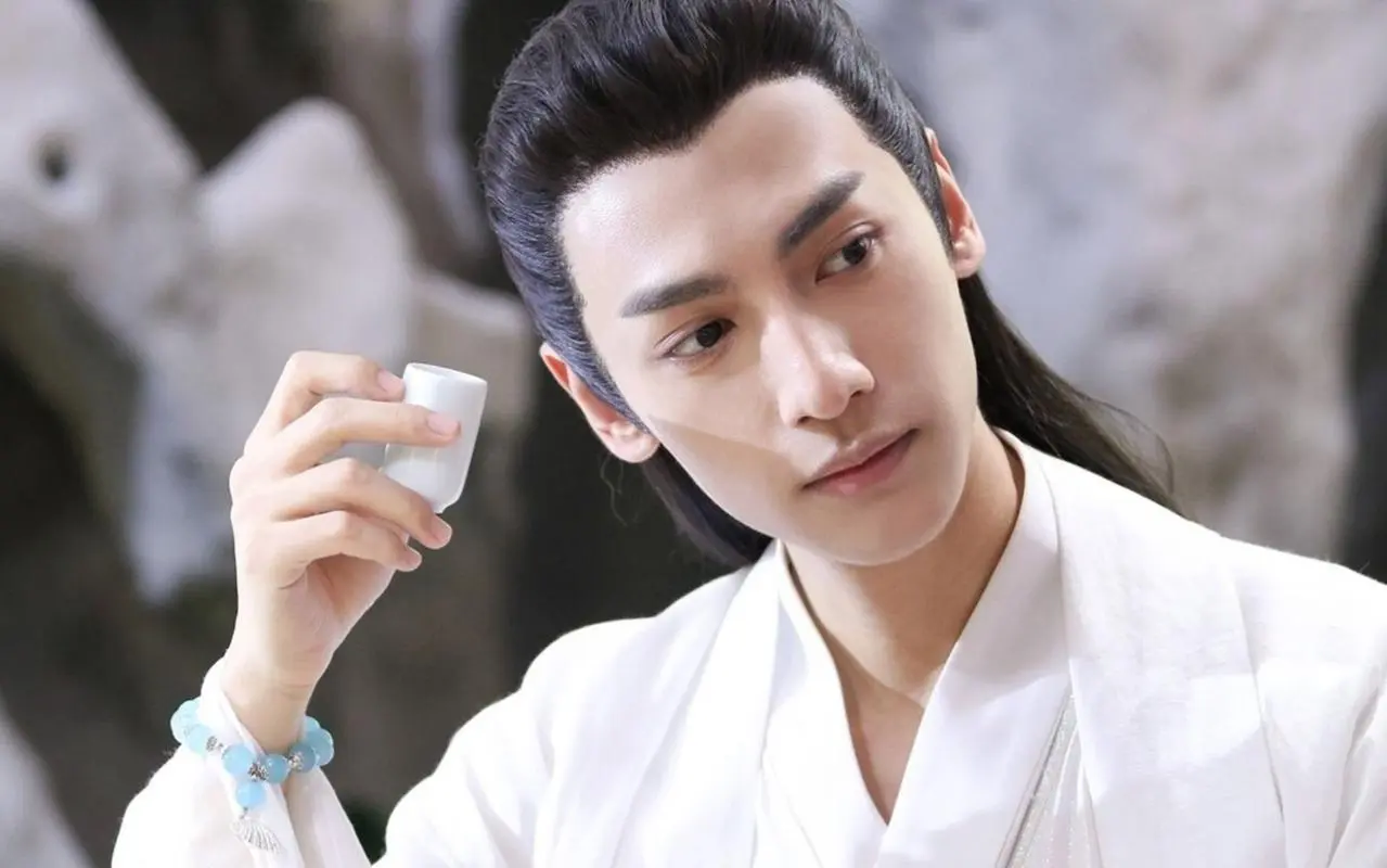 罗云熙|出道十余年,罗云熙云淡风轻的模样,是娱乐圈一股清流