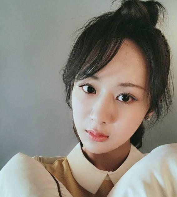 杨紫|杨紫新戏路透曝光,一袭红衣着实惊艳,待播剧备受期盼