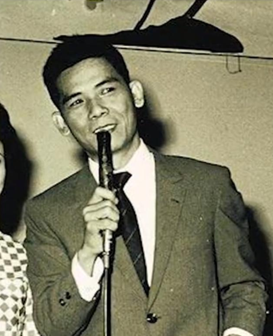 侯佩岑|“最强第三者”林月云:两次插足闺蜜感情,又为何晚年上节目哭诉?