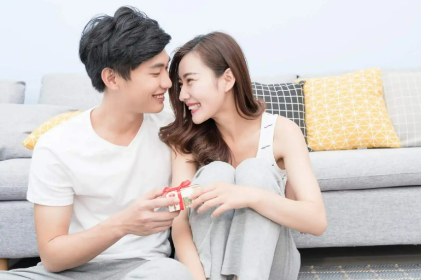 女子怀孕却要前夫负责任,还不肯透露孩子生父身份