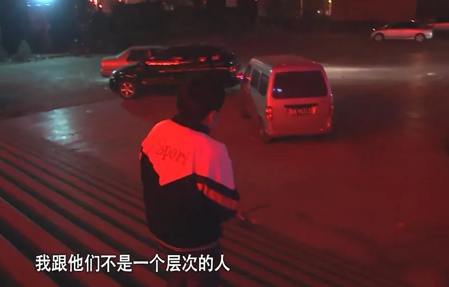 杨幂|9年过去了，那个被杨幂认作弟弟的陈玉林，走出大山了吗？