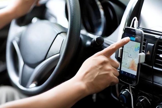 网约车|网约车两大阵营出现，传统车企VS聚合平台，却是滴滴笑到最后？