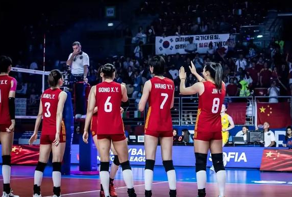 中国男篮|为了巴黎奥运会，总决赛蔡斌会推出中国女排的青春风暴阵容吗？