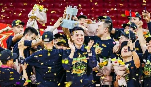 辽宁男篮|曝辽篮寻大韩接班人 两内线或已接触 都与吴庆龙有关