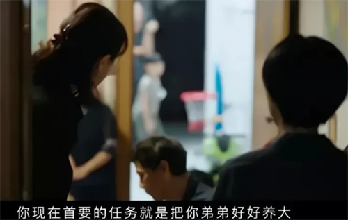 回顾 妻子偷卖家中唯一房产,给弟弟还70万赌债,丈夫崩溃求放过