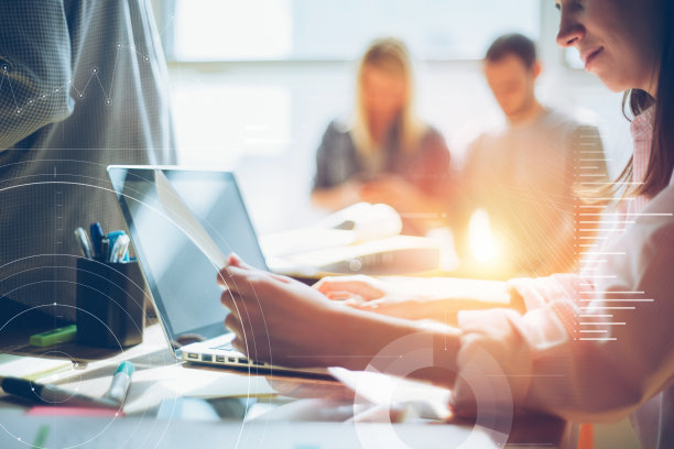 |职场人应该有一套自己的“潜规则”，哪怕不是正义