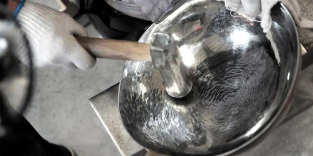 “毒铁锅”遭央视多次曝光,把美食变成“毒药”,大家应提高警惕