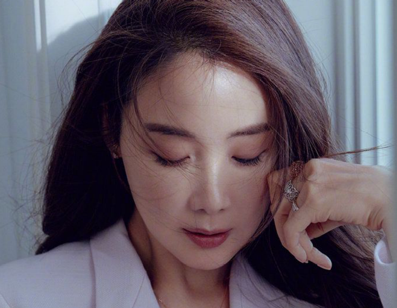 崔智友|崔智友红遍亚洲大龄才生育