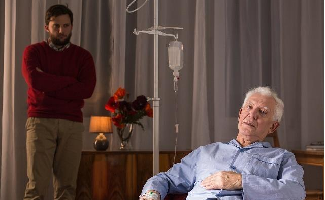 阿尔茨海默病|英国研究发现:55岁后,有这一特征的人,可能更易患老年痴呆!