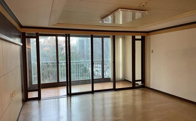 看过这套116㎡二手房改造,发现真正留住人心的,不是靠豪装堆砌