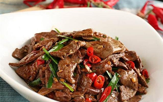 老年病|女人气血不足,会衰老得快!多吃这4种食物,或许让你元气满满