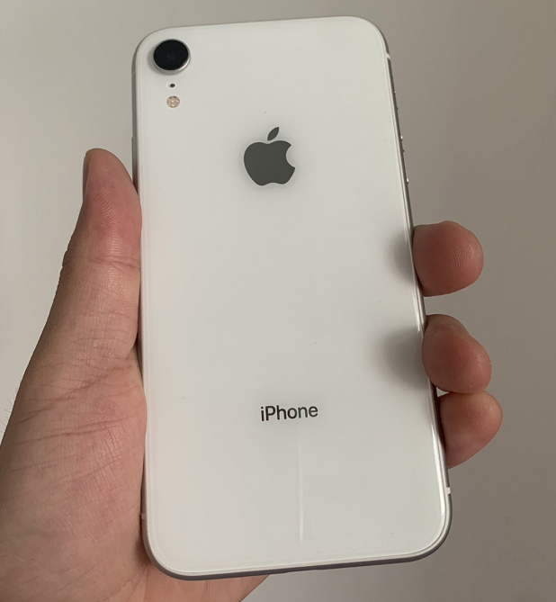 翻新机|粉丝1800买的原装国行iPhoneXR，验机发现是翻新机！还改了数据！