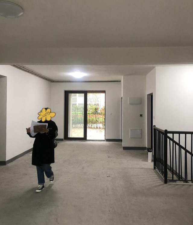 买一楼带地下室,现浇一层多80㎡,6个满分设计体验到别墅的快乐