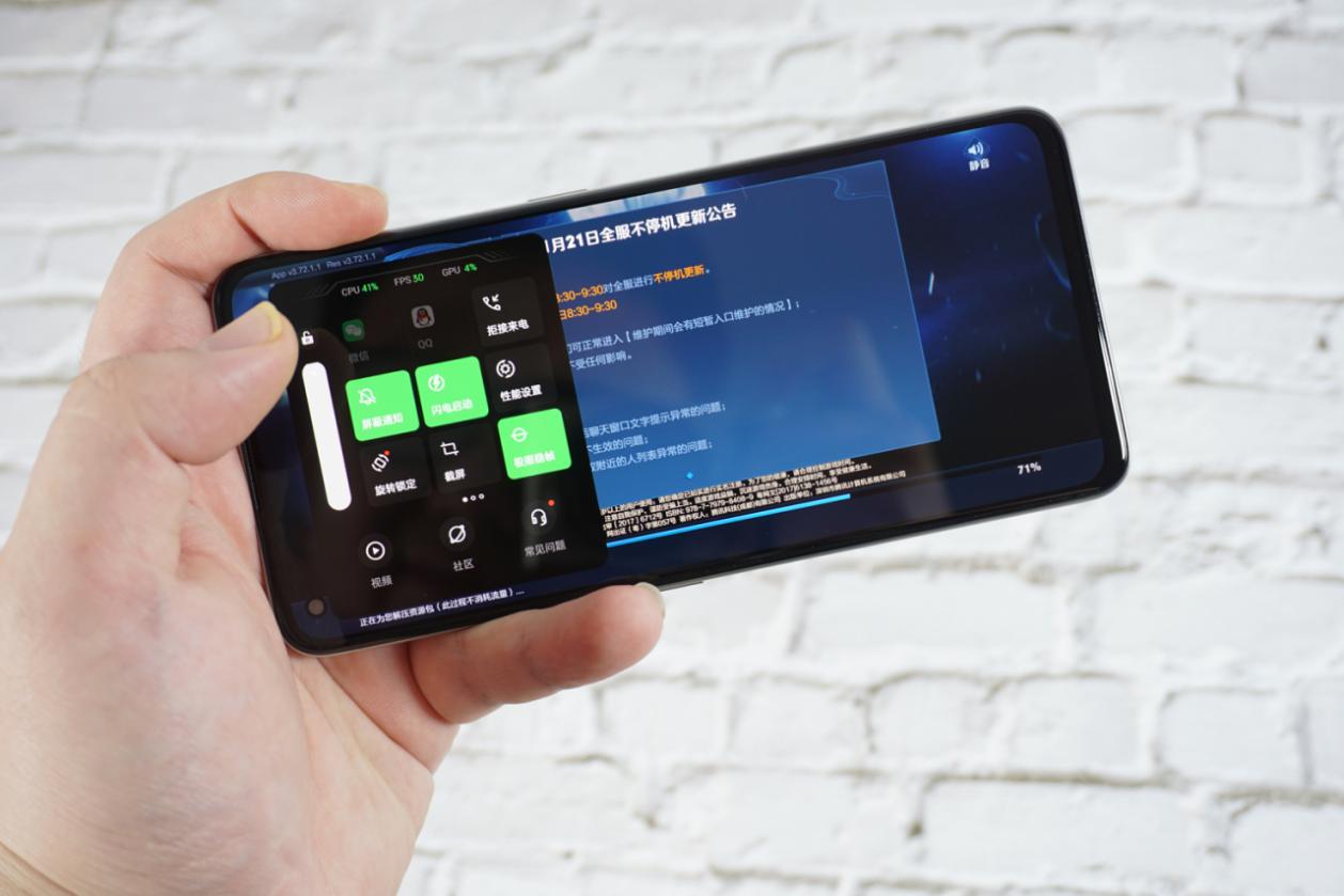 智能机器人|realme真我GT2使用感受：值得买的年轻人专属旗舰手机