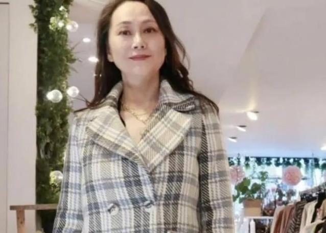 豪宅|8位晚年移居国外的老牌明星，住豪宅，嫁外籍老公，和儿女团聚