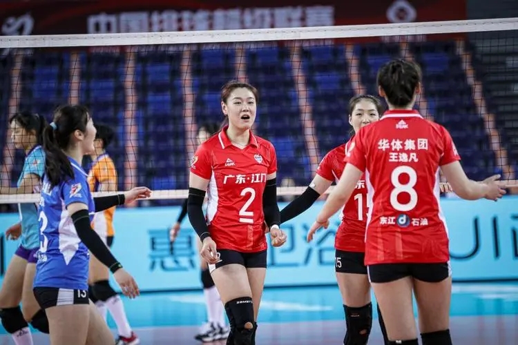 扣篮|再见朱婷，再见张常宁，中国女排改好换代，17岁小将横空出世！