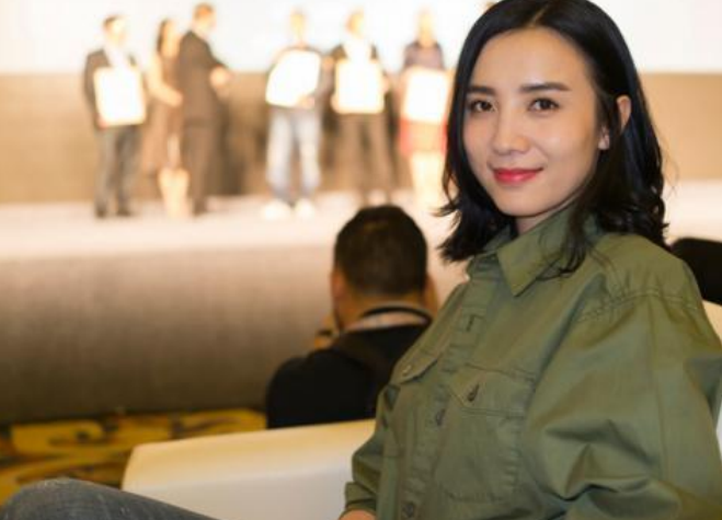 宋佳|宋佳演技优秀,外貌条件优秀,她选择了爱自己