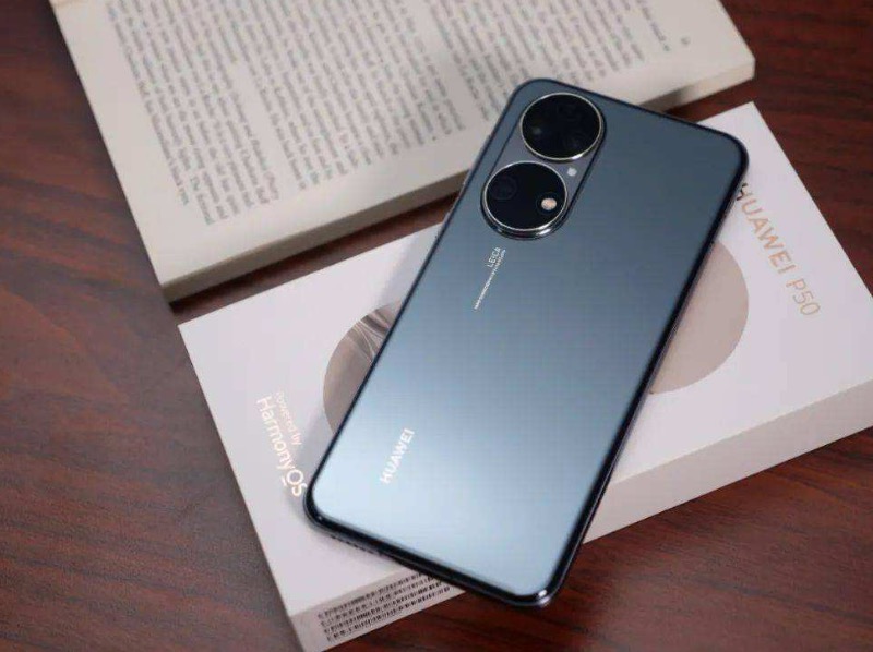 OPPO|价格战打得飞起的手机市场，手机的特性参差不齐，预算有限这样选