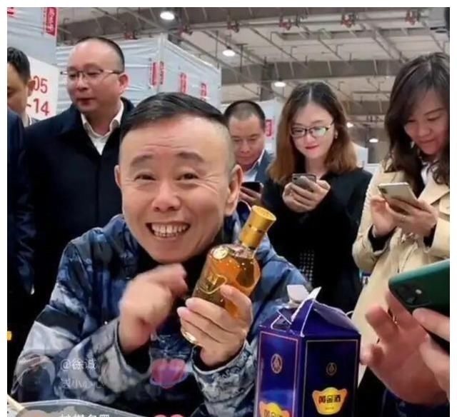 潘阳|父亲被叫“潘子”，29岁嫁富豪老公，39岁潘阳如今过得怎么样？