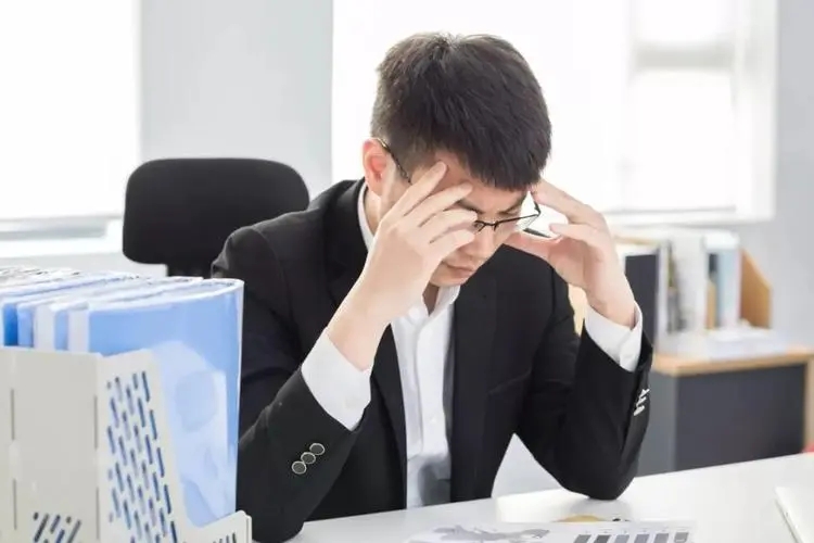 白发|这6种行为，是导致白发越来越多的主要原因！