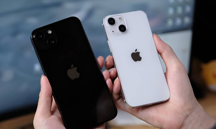 苹果|iPhone13与iPhone12谁更值得入手?你更青睐谁?