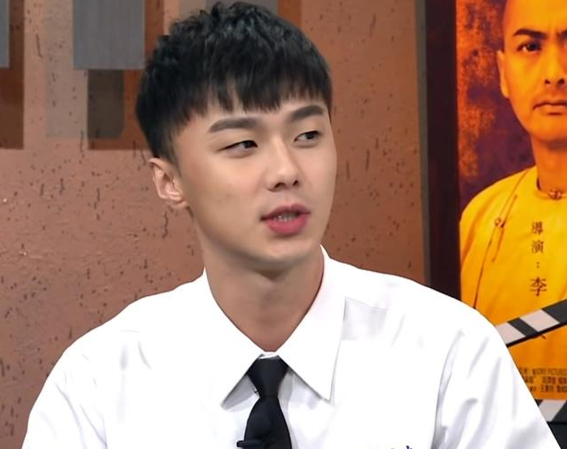 发型 2022年5款「懒男发型」推荐