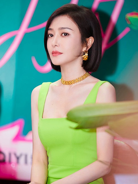 秦岚|秦岚新剧造型，让网友惊呼这是免费就能看的吗？