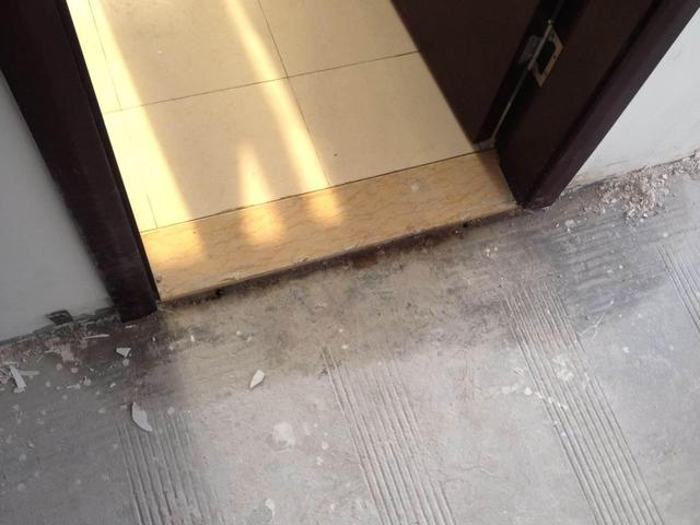 楼上卫生间漏水,楼上不修,怎么办?自己怎么处理?这些要知道