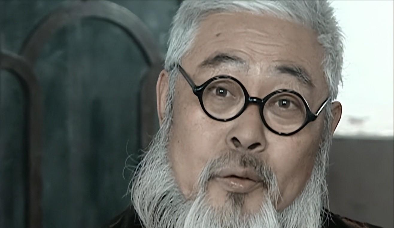 亮剑|看了现在的舆论场，我突然想起了《亮剑》中的田墨轩