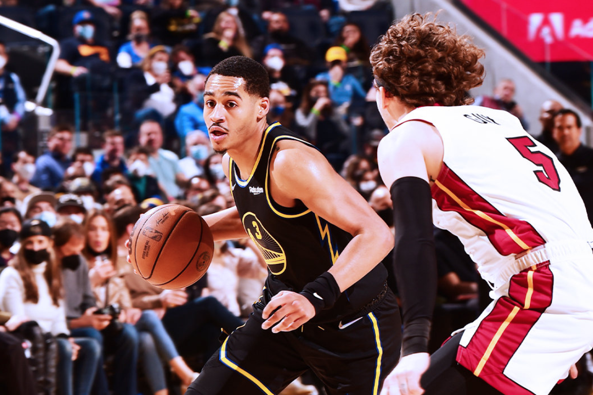 勇士隊|勇士力克熱火，庫里僅17中3！普爾維金斯挺身而出，科爾收獲滿滿