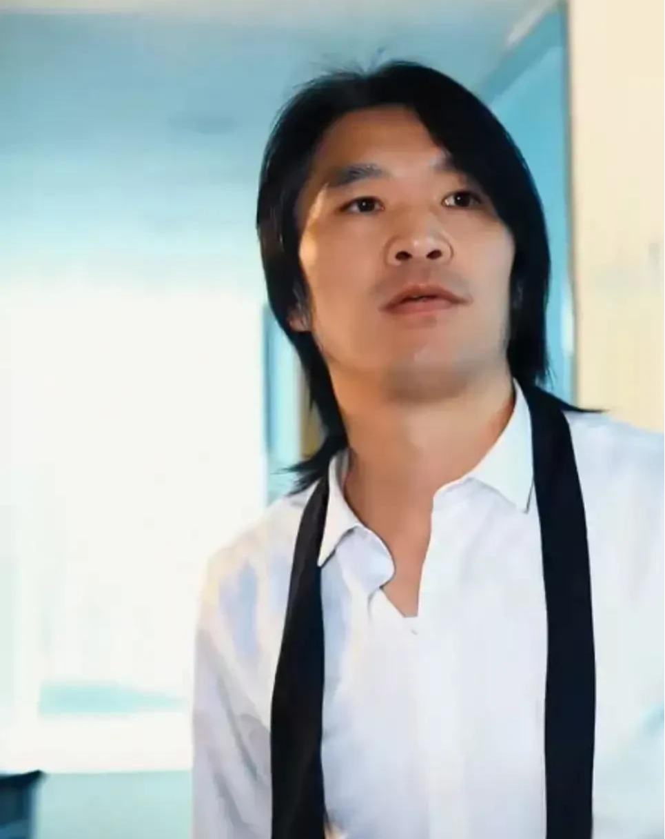 王澜|全国各地的“周星驰”泛滥成灾：有个形神俱备，有的像神经病！