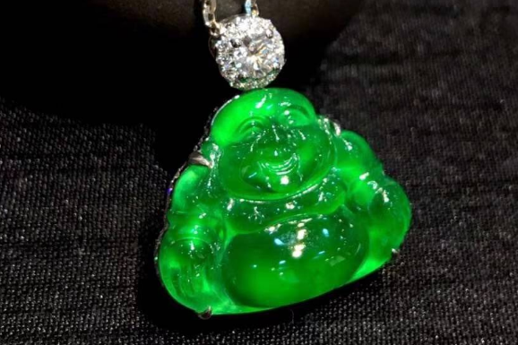 翡翠|你知道翡翠原石，为什么这么神秘吗？这是商家的一种套路