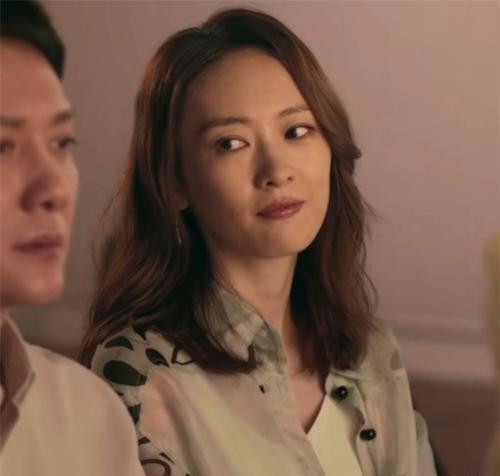 童瑶|大学恋情是她的心结，遇到大17岁的王冉后，童瑶再也不想放开手