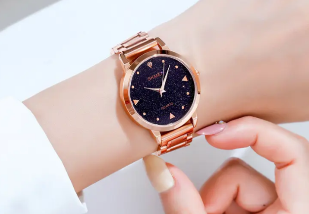 穿衣搭配|寻找合适的饰品，可以从这几点入手