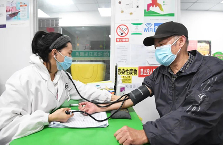 脂肪肝|厨房1调料是高血压“诱发剂”?医生提示:高血压患者少做这3事