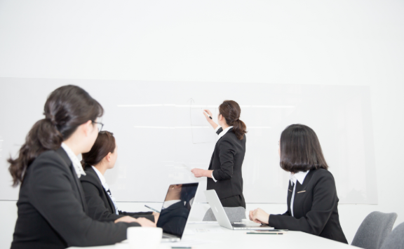 秘书|职场中,不要做这四件事,否则你就成了无关紧要的存在