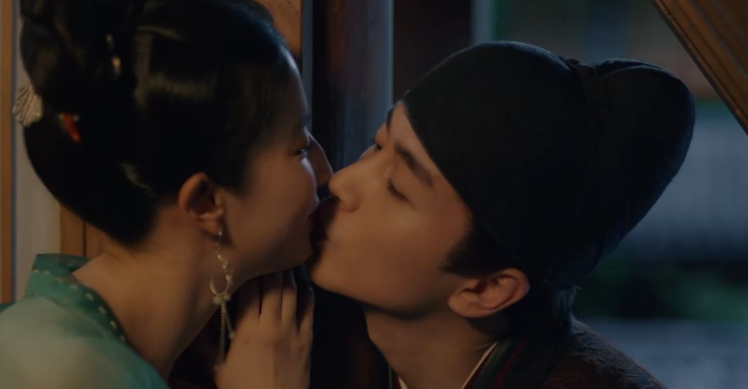 梦华录|《梦华录》刘亦菲陈晓“双洁”惹争议！女主乐籍守身如玉，只等男主圆房？