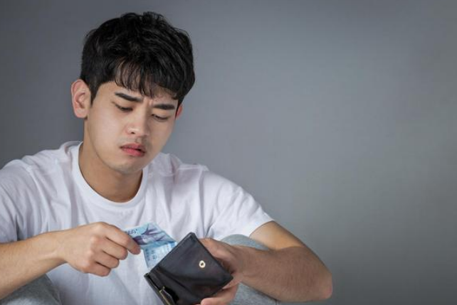 大学生|就业困难成为学生常态,想要改变,就需要提升自己